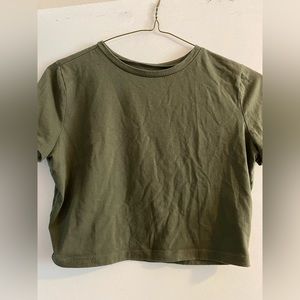 navy green tee shirt